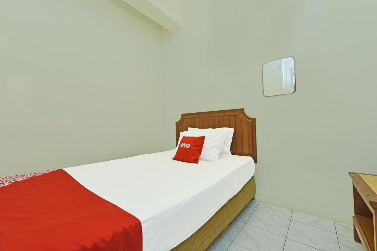 F Hotel Sungai Dua Bukit Exterior foto