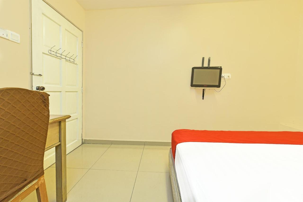 F Hotel Sungai Dua Bukit Exterior foto
